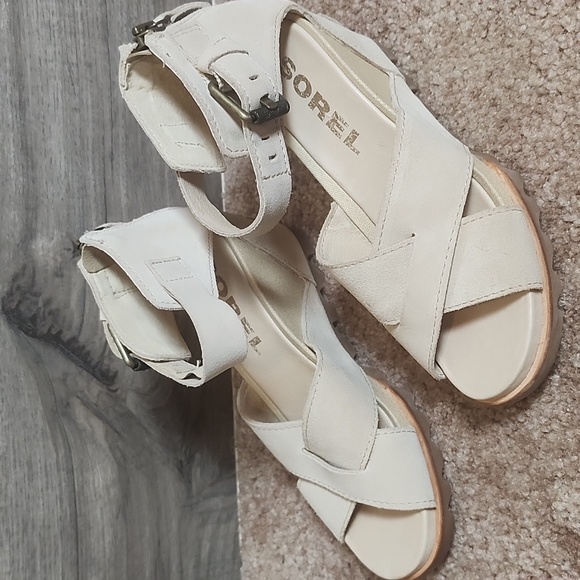 Sorel Joanie II Sandals In Oatmeal - Picture 5 of 13